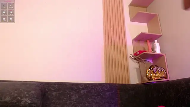 Snapshot of queen_adhara chatting on April 2026 12:31:01 PM queen adhara online show from April 2026 12:31:01 PM