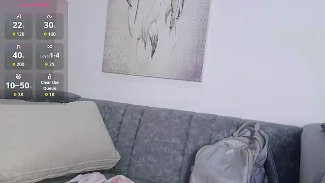 Snapshot of queen_adhara chatting on April 2026 12:12:01 PM queen adhara online show from April 2026 12:12:01 PM