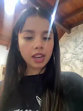 Snapshot of Tamara_Ferrer chatting on April 2026 11:04:02 AM Tamara Ferrer online show from April 2026 11:04:02 AM