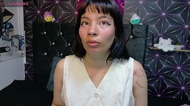 Snapshot of Ameliiiee chatting on March 2026 06:38:02 PM Ameliiiee online show from March 2026 06:38:02 PM