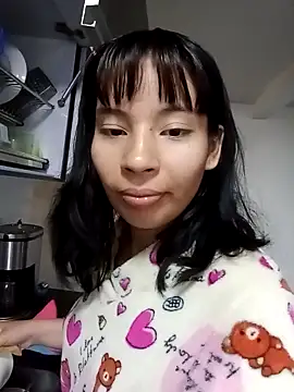 Snapshot of Ameliiiee chatting on April 2026 08:29:01 PM Ameliiiee online show from April 2026 08:29:01 PM