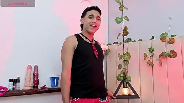 Snapshot of Morgan_Bladee chatting on April 2026 05:08:02 AM Morgan Bladee online show from April 2026 05:08:02 AM