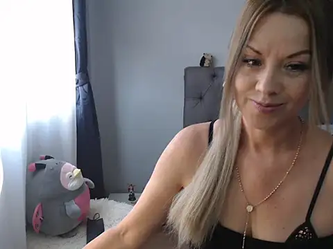 Snapshot of SammyAlexxandra chatting on March 2026 07:19:02 PM SammyAlexxandra online show from March 2026 07:19:02 PM