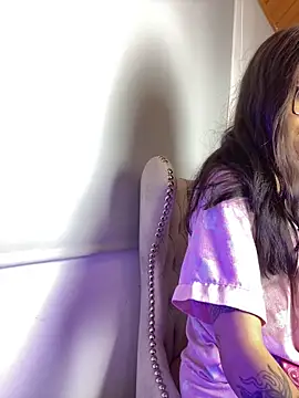 Snapshot of Cloe_pink1 chatting on April 2026 01:34:02 PM Cloe pink1 online show from April 2026 01:34:02 PM