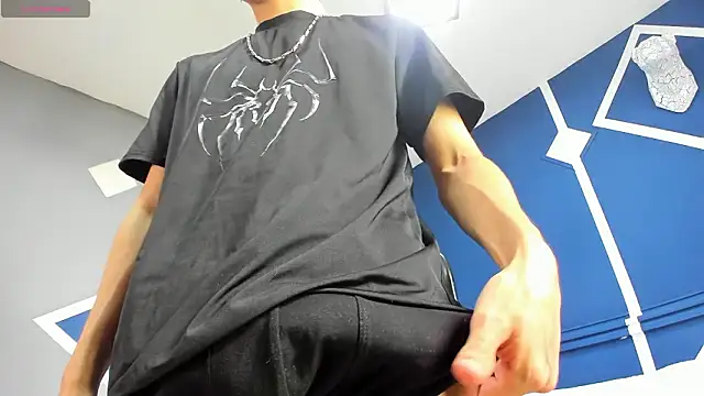 Snapshot of finn_jackson chatting on March 2026 07:19:01 PM finn jackson online show from March 2026 07:19:01 PM