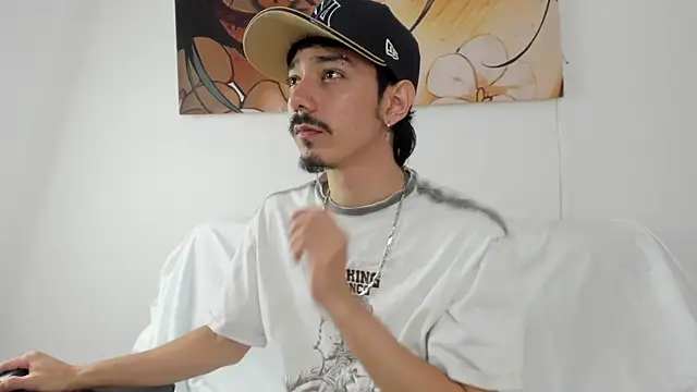 Snapshot of finn_jackson chatting on April 2026 08:09:02 PM finn jackson online show from April 2026 08:09:02 PM