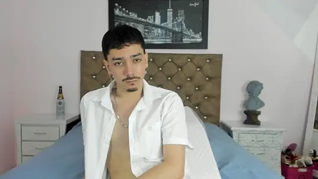 Snapshot of finn_jackson chatting on April 2026 07:38:02 PM finn jackson online show from April 2026 07:38:02 PM