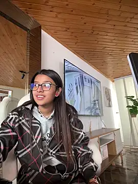 Snapshot of chanell_pinkk chatting on March 2026 02:06:01 PM chanell pinkk online show from March 2026 02:06:01 PM