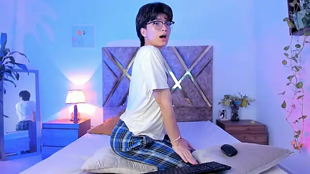 Snapshot of Kai_blaz chatting on March 2026 12:27:01 AM Kai blaz online show from March 2026 12:27:01 AM