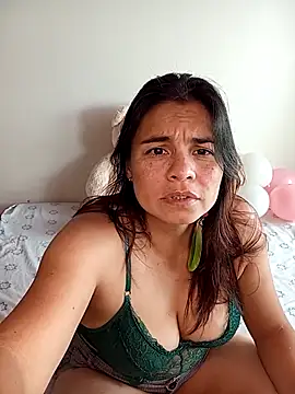 Snapshot of BettyBoo_w chatting on April 2026 02:26:01 PM BettyBoo w online show from April 2026 02:26:01 PM