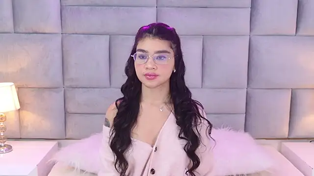 Snapshot of OliviaDiaz chatting on March 2026 08:36:02 PM OliviaDiaz online show from March 2026 08:36:02 PM