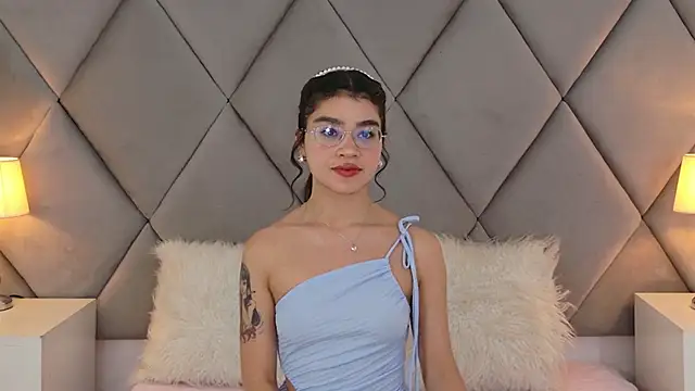 OliviaDiaz online show from May 2026 08:16:01 PM