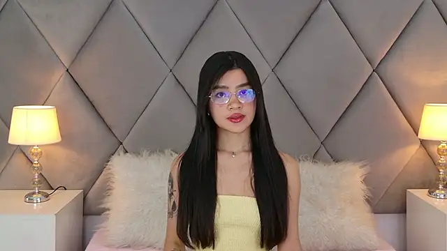 OliviaDiaz online show from June 2026 08:03:01 PM
