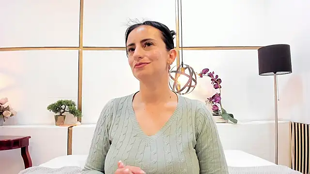 Snapshot of BrendaCantorel chatting on April 2026 11:50:02 AM BrendaCantorel online show from April 2026 11:50:02 AM