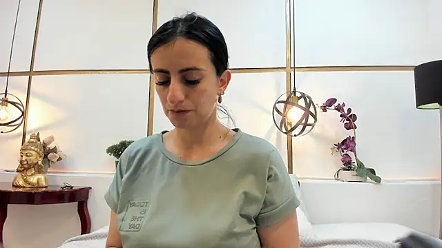 Snapshot of BrendaCantorel chatting on April 2026 11:46:02 AM BrendaCantorel online show from April 2026 11:46:02 AM