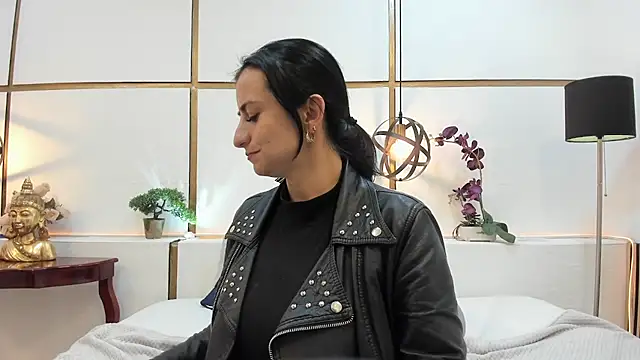 Snapshot of BrendaCantorel chatting on April 2026 12:18:01 PM BrendaCantorel online show from April 2026 12:18:01 PM