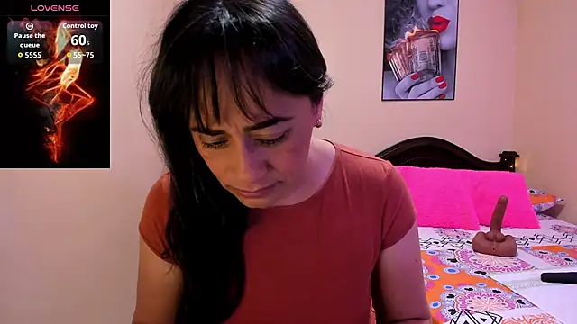 Snapshot of sara_florez12 chatting on April 2026 11:10:02 AM sara florez12 online show from April 2026 11:10:02 AM