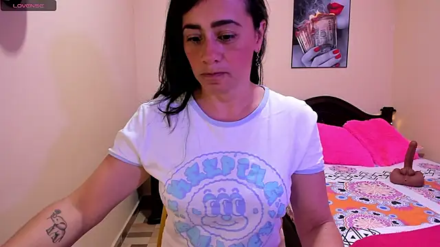 Snapshot of sara_florez12 chatting on April 2026 11:16:01 AM sara florez12 online show from April 2026 11:16:01 AM