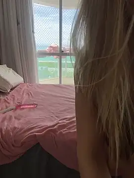 Snapshot of loirahot_ chatting on March 2026 01:38:02 PM loirahot online show from March 2026 01:38:02 PM