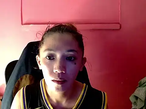 mia slut0810 online show from March 2026 06:32:01 AM