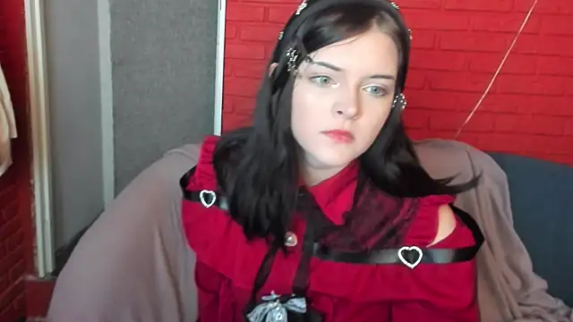 Snapshot of EsterTwilight chatting on April 2026 03:50:02 PM EsterTwilight online show from April 2026 03:50:02 PM
