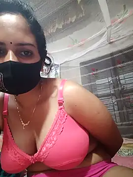 Snapshot of annu-777 chatting on April 2026 02:15:02 PM annu-777 online show from April 2026 02:15:02 PM