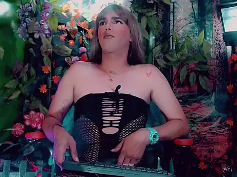 Snapshot of bianca_dream_ chatting on April 2026 07:36:01 PM bianca dream online show from April 2026 07:36:01 PM