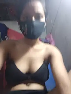 Snapshot of Rajni-777 chatting on April 2026 10:27:01 AM Rajni-777 online show from April 2026 10:27:01 AM