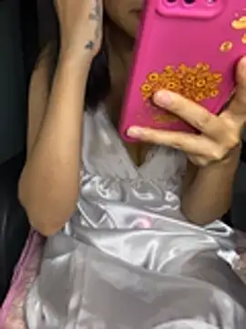 Snapshot of -Lilyn- chatting on April 2026 04:21:01 PM -Lilyn- online show from April 2026 04:21:01 PM