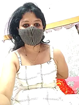 Snapshot of Rani_Mukherjee7676 chatting on April 2026 02:14:02 PM Rani Mukherjee7676 online show from April 2026 02:14:02 PM