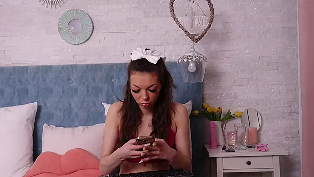 Snapshot of KandyRyde chatting on March 2026 10:31:02 PM KandyRyde online show from March 2026 10:31:02 PM