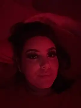 Magentavixen21 online show from March 2026 09:02:01 AM