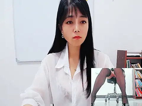 Snapshot of only-01 chatting on March 2026 02:17:01 PM only-01 online show from March 2026 02:17:01 PM