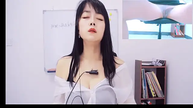 Snapshot of only-01 chatting on April 2026 07:09:01 AM only-01 online show from April 2026 07:09:01 AM