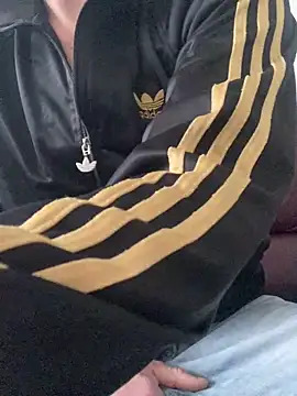 Snapshot of ParisSlut chatting on March 2026 09:47:02 AM ParisSlut online show from March 2026 09:47:02 AM