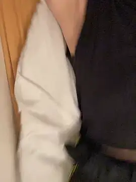 Snapshot of ParisSlut chatting on April 2026 10:59:01 PM ParisSlut online show from April 2026 10:59:01 PM