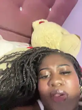 Snapshot of KiaraJohnsonn chatting on April 2026 12:42:02 AM KiaraJohnsonn online show from April 2026 12:42:02 AM