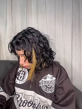 baby akuma online show from March 2026 02:58:02 AM