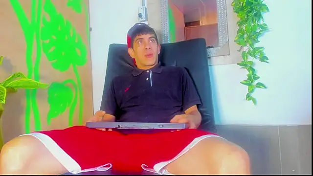 Snapshot of Adrian_fire chatting on April 2026 02:31:01 PM Adrian fire online show from April 2026 02:31:01 PM