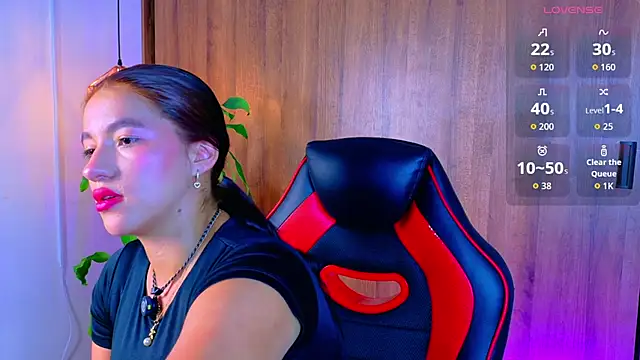 Snapshot of Victoria_Rous chatting on March 2026 08:24:01 PM Victoria Rous online show from March 2026 08:24:01 PM