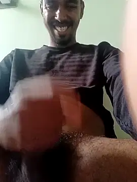 Snapshot of Playboy7305 chatting on April 2026 07:39:01 AM Playboy7305 online show from April 2026 07:39:01 AM