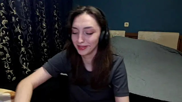 CindyLight online show from April 2026 03:40:02 PM