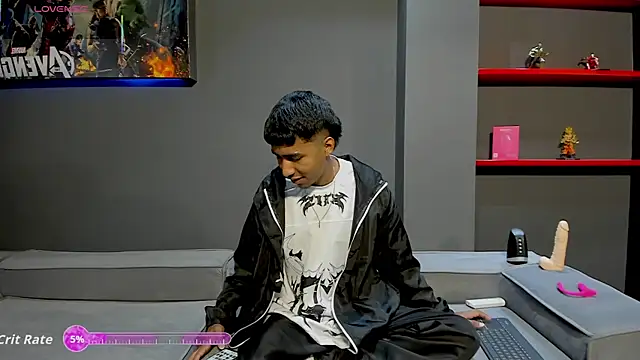 Snapshot of Ender_h0tt chatting on April 2026 01:56:02 PM Ender h0tt online show from April 2026 01:56:02 PM