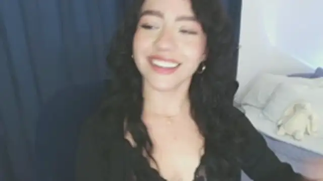 Snapshot of Katiieee chatting on June 2026 03:38:01 AM Katiieee online show from June 2026 03:38:01 AM