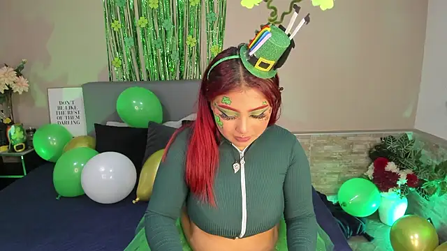 Snapshot of hooney_2 chatting on March 2026 04:15:02 AM hooney 2 online show from March 2026 04:15:02 AM