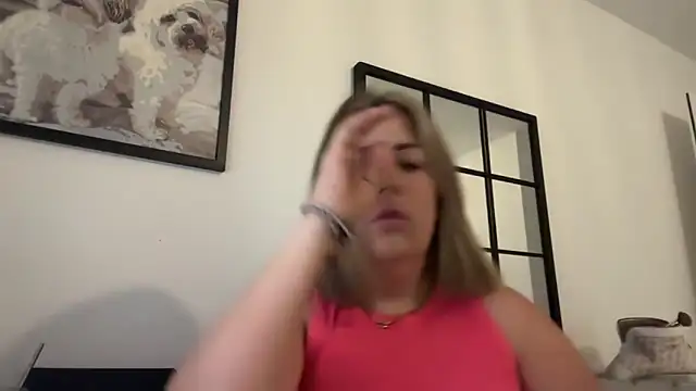 Snapshot of annabellewarick chatting on June 2026 07:11:02 AM annabellewarick online show from June 2026 07:11:02 AM