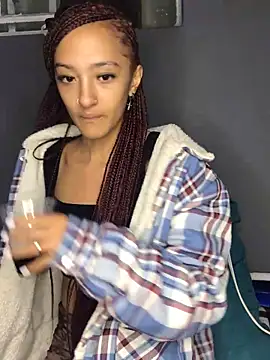 Snapshot of CuteBubbles13th chatting on April 2026 11:10:02 PM CuteBubbles13th online show from April 2026 11:10:02 PM