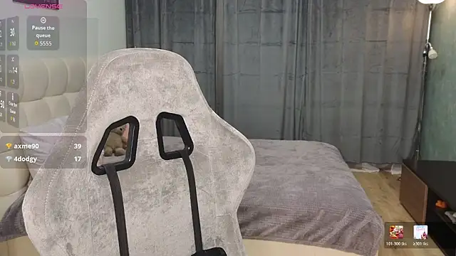 Snapshot of Kristy_Bell1 chatting on April 2026 10:32:01 PM Kristy Bell1 online show from April 2026 10:32:01 PM