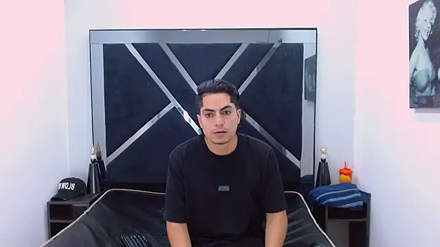 Snapshot of Alex_Wolft chatting on March 2026 11:58:02 AM Alex Wolft online show from March 2026 11:58:02 AM