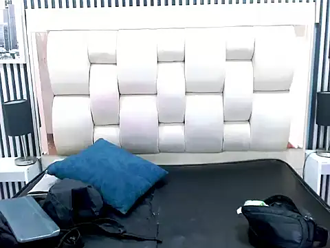 Snapshot of Alex_Wolft chatting on April 2026 12:14:02 PM Alex Wolft online show from April 2026 12:14:02 PM